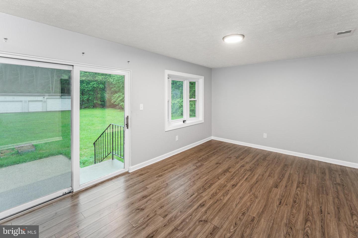 4 RIVER RIDGE LN, FREDERICKSBURG, Virginia 22406, 4 Bedrooms Bedrooms, ,2 BathroomsBathrooms,Residential,For sale,4 RIVER RIDGE LN,VAST2040212 MLS # VAST2040212