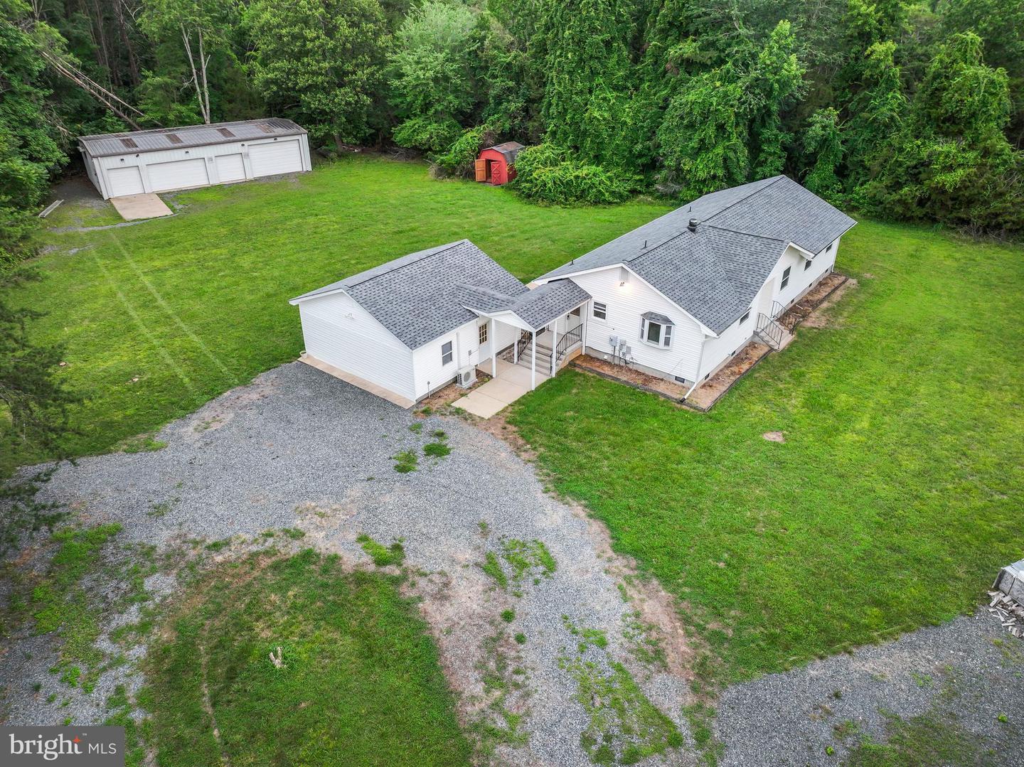 4 RIVER RIDGE LN, FREDERICKSBURG, Virginia 22406, 4 Bedrooms Bedrooms, ,2 BathroomsBathrooms,Residential,For sale,4 RIVER RIDGE LN,VAST2040212 MLS # VAST2040212
