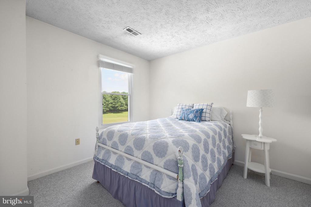 9235 LEES RIDGE RD, WARRENTON, Virginia 20186, 4 Bedrooms Bedrooms, ,2 BathroomsBathrooms,Residential,9235 LEES RIDGE RD,VAFQ2017294 MLS # VAFQ2017294