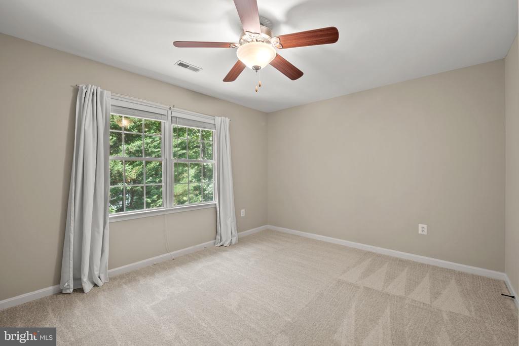 15066 COLIN LN, AMISSVILLE, Virginia 20106, 4 Bedrooms Bedrooms, ,3 BathroomsBathrooms,Residential,15066 COLIN LN,VACU2010992 MLS # VACU2010992