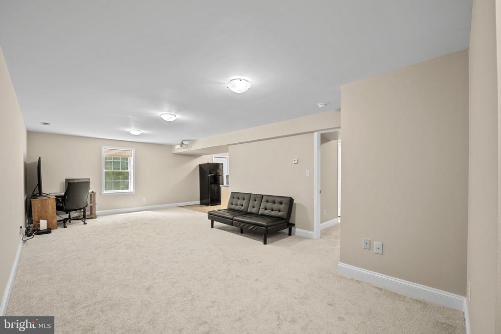 15066 COLIN LN, AMISSVILLE, Virginia 20106, 4 Bedrooms Bedrooms, ,3 BathroomsBathrooms,Residential,15066 COLIN LN,VACU2010992 MLS # VACU2010992