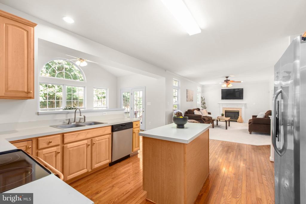 10911 JARVIS CT, FREDERICKSBURG, Virginia 22407, 4 Bedrooms Bedrooms, ,2 BathroomsBathrooms,Residential,10911 JARVIS CT,VASP2034622 MLS # VASP2034622