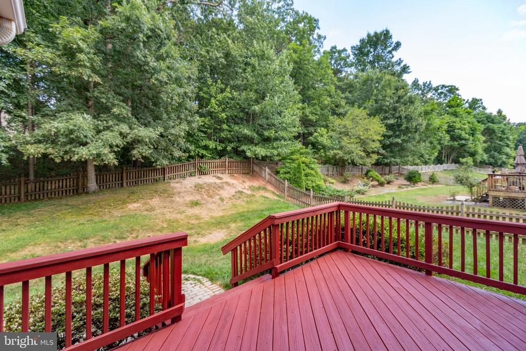 10911 JARVIS CT, FREDERICKSBURG, Virginia 22407, 4 Bedrooms Bedrooms, ,2 BathroomsBathrooms,Residential,10911 JARVIS CT,VASP2034622 MLS # VASP2034622
