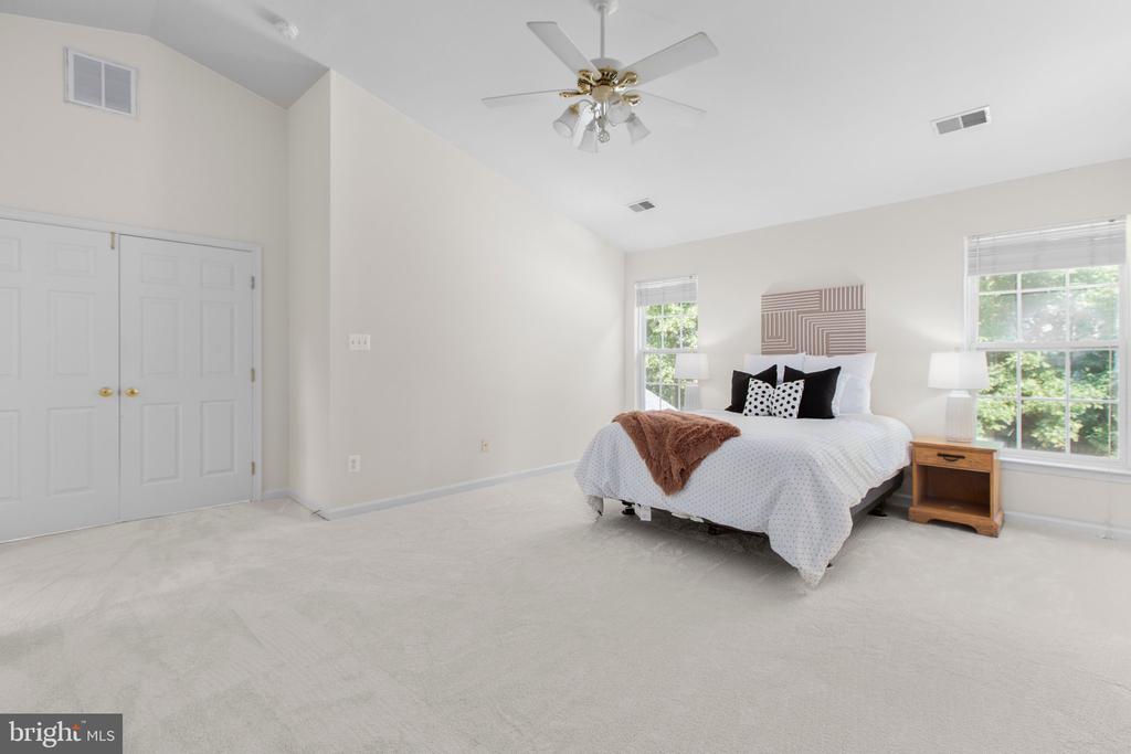 10911 JARVIS CT, FREDERICKSBURG, Virginia 22407, 4 Bedrooms Bedrooms, ,2 BathroomsBathrooms,Residential,10911 JARVIS CT,VASP2034622 MLS # VASP2034622