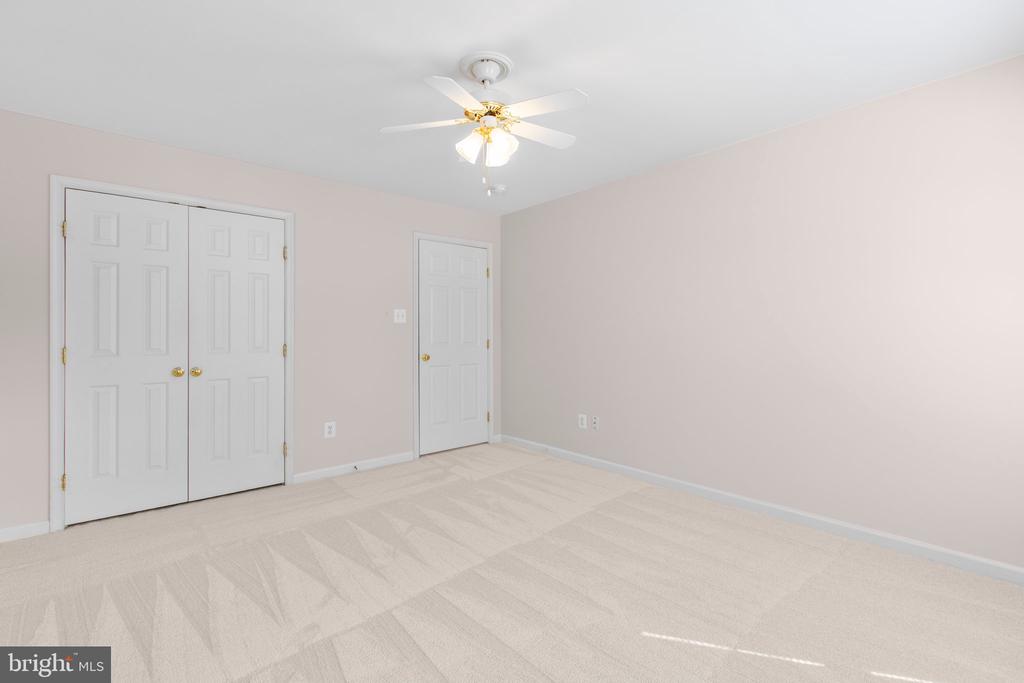 10911 JARVIS CT, FREDERICKSBURG, Virginia 22407, 4 Bedrooms Bedrooms, ,2 BathroomsBathrooms,Residential,10911 JARVIS CT,VASP2034622 MLS # VASP2034622