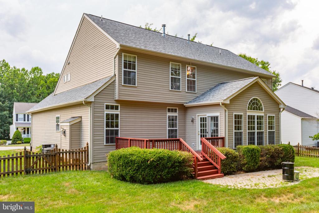 10911 JARVIS CT, FREDERICKSBURG, Virginia 22407, 4 Bedrooms Bedrooms, ,2 BathroomsBathrooms,Residential,10911 JARVIS CT,VASP2034622 MLS # VASP2034622