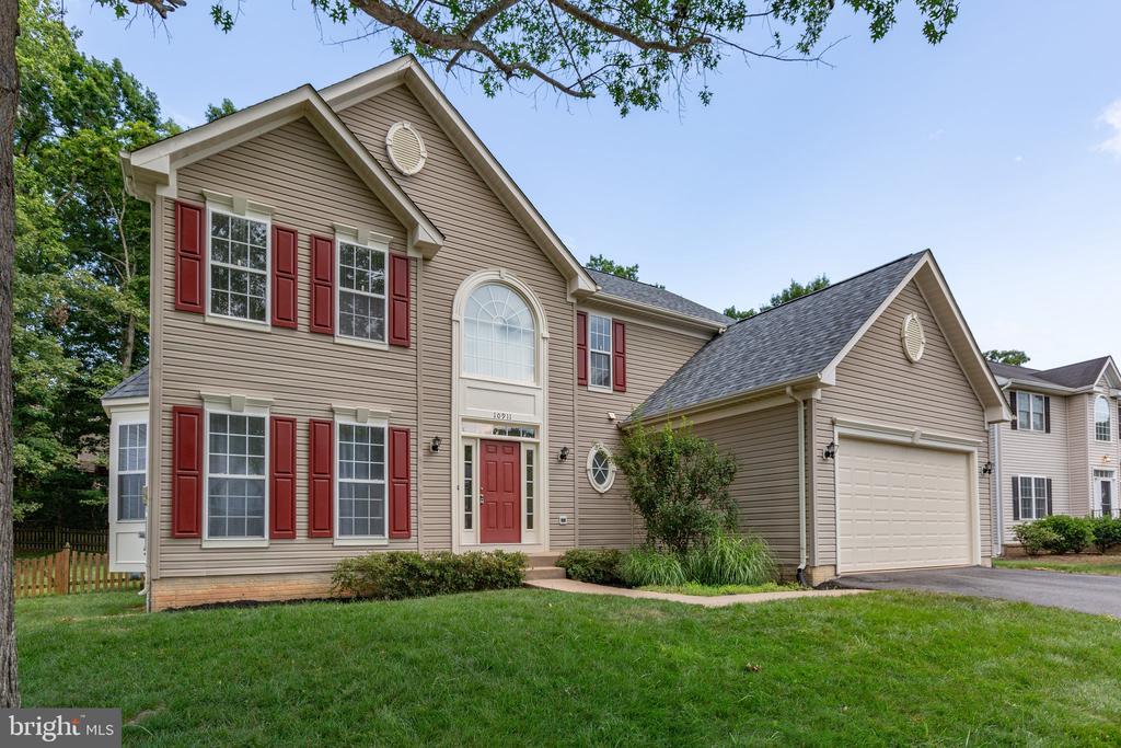 10911 JARVIS CT, FREDERICKSBURG, Virginia 22407, 4 Bedrooms Bedrooms, ,2 BathroomsBathrooms,Residential,10911 JARVIS CT,VASP2034622 MLS # VASP2034622