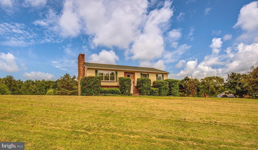 18691 SPRINGS RD, JEFFERSONTON, Virginia 22724, 4 Bedrooms Bedrooms, ,3 BathroomsBathrooms,Residential,18691 SPRINGS RD,VACU2010874 MLS # VACU2010874