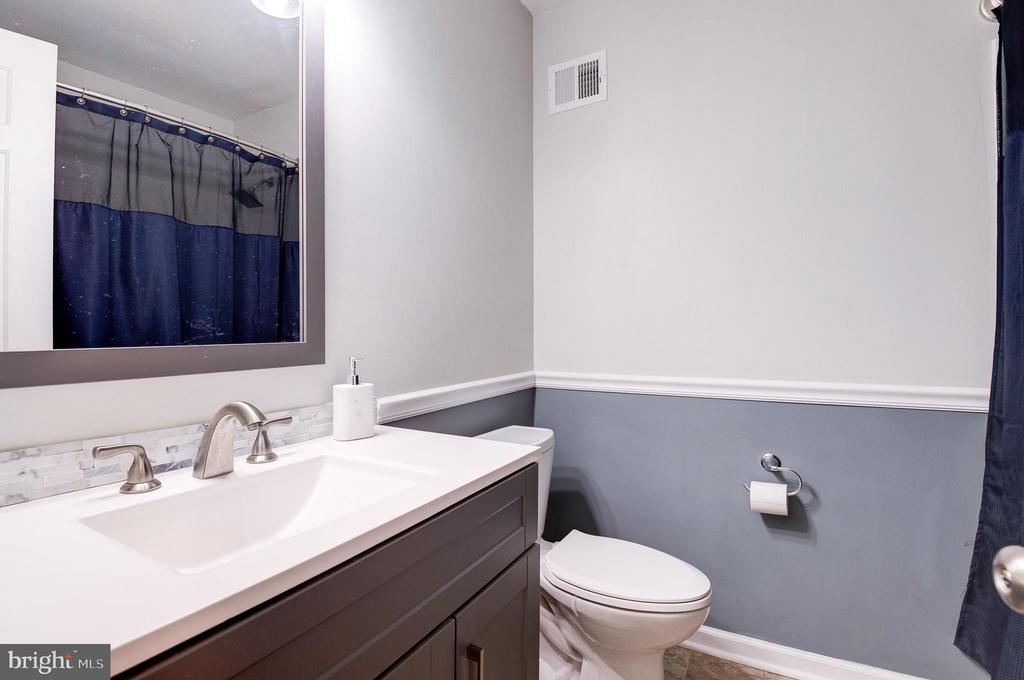 18691 SPRINGS RD, JEFFERSONTON, Virginia 22724, 4 Bedrooms Bedrooms, ,3 BathroomsBathrooms,Residential,18691 SPRINGS RD,VACU2010874 MLS # VACU2010874