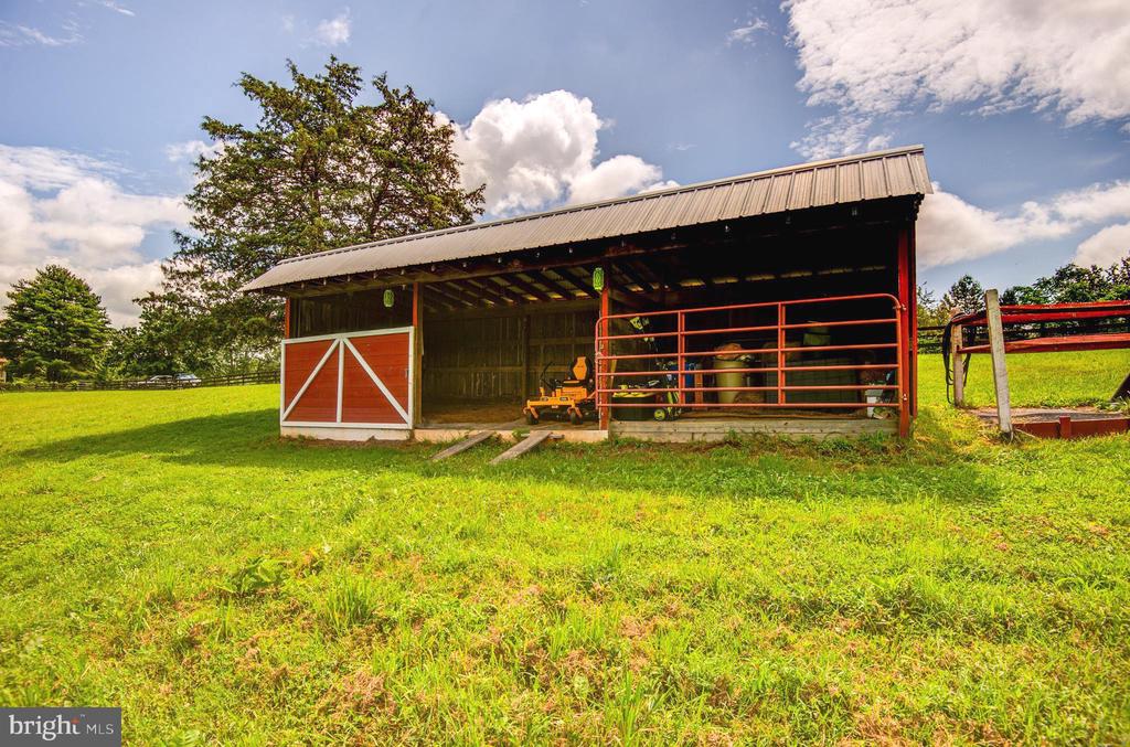 18691 SPRINGS RD, JEFFERSONTON, Virginia 22724, 4 Bedrooms Bedrooms, ,3 BathroomsBathrooms,Residential,18691 SPRINGS RD,VACU2010874 MLS # VACU2010874
