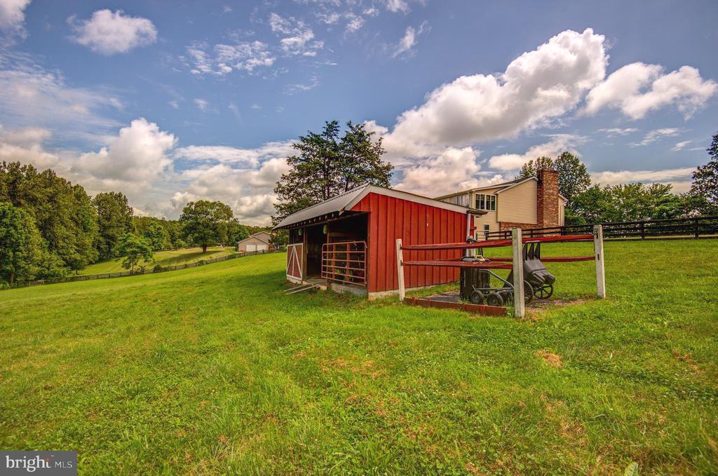 18691 SPRINGS RD, JEFFERSONTON, Virginia 22724, 4 Bedrooms Bedrooms, ,3 BathroomsBathrooms,Residential,18691 SPRINGS RD,VACU2010874 MLS # VACU2010874