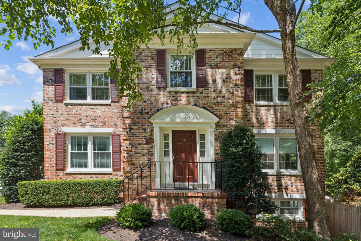 9409 PARK HUNT CT, SPRINGFIELD, Virginia 22153, 3 Bedrooms Bedrooms, ,2 BathroomsBathrooms,Residential,For sale,9409 PARK HUNT CT,VAFX2252256 MLS # VAFX2252256