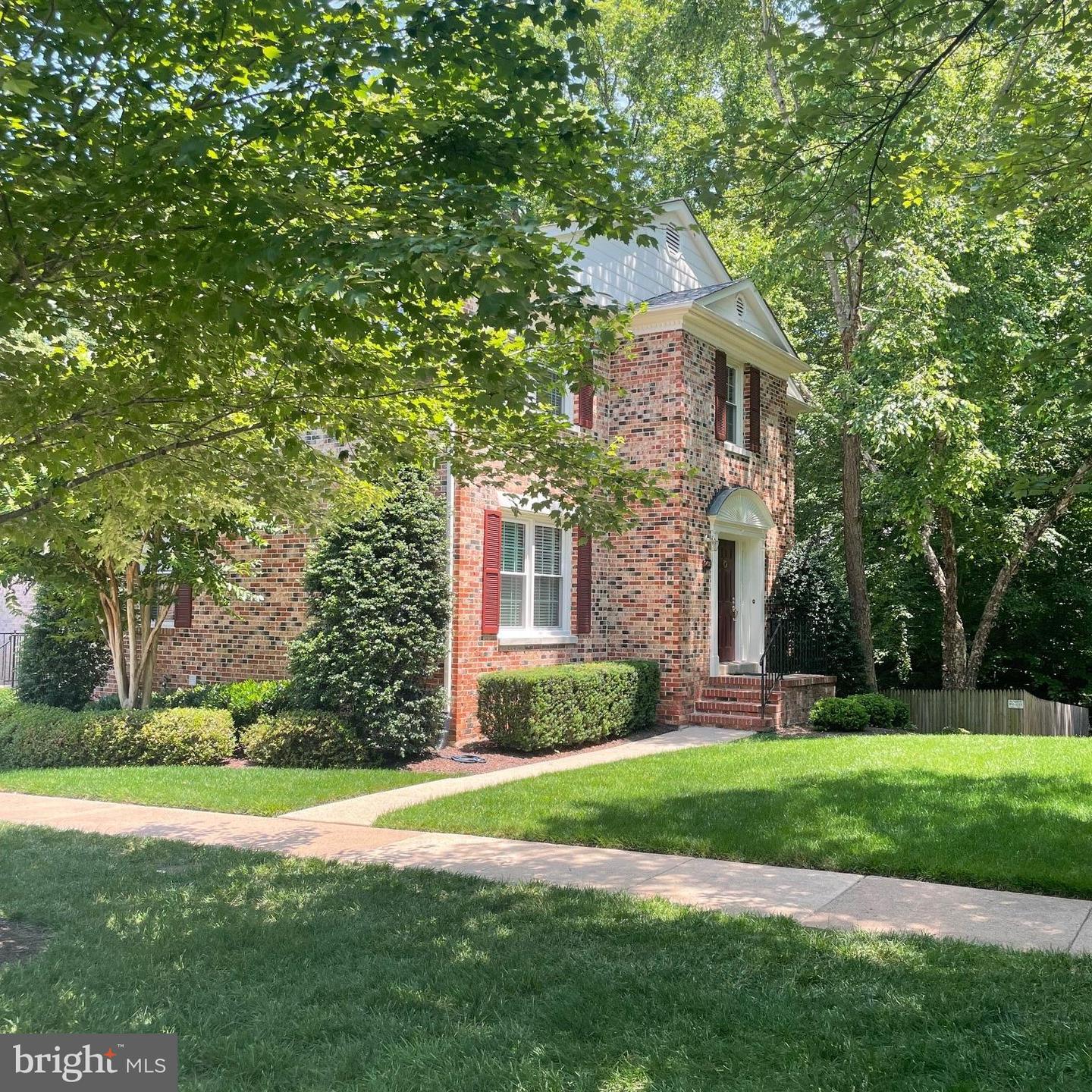9409 PARK HUNT CT, SPRINGFIELD, Virginia 22153, 3 Bedrooms Bedrooms, ,2 BathroomsBathrooms,Residential,For sale,9409 PARK HUNT CT,VAFX2252256 MLS # VAFX2252256
