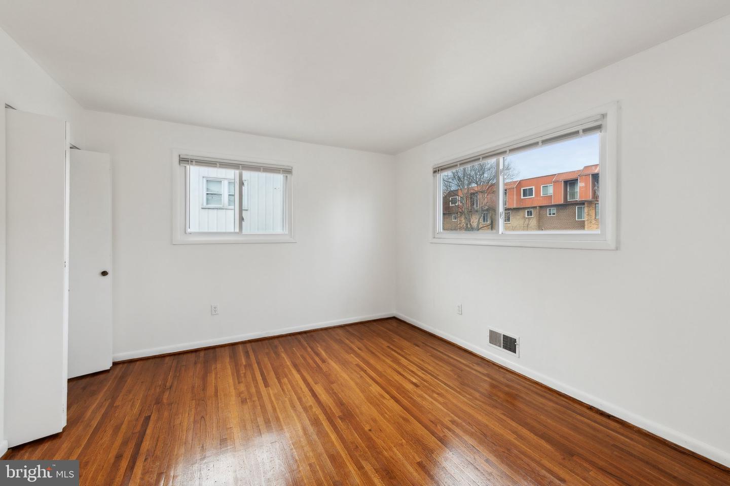1432 41ST ST SE, WASHINGTON, District Of Columbia 20020, 3 Bedrooms Bedrooms, ,1 BathroomBathrooms,Residential,For sale,1432 41ST ST SE,DCDC2208064 MLS # DCDC2208064