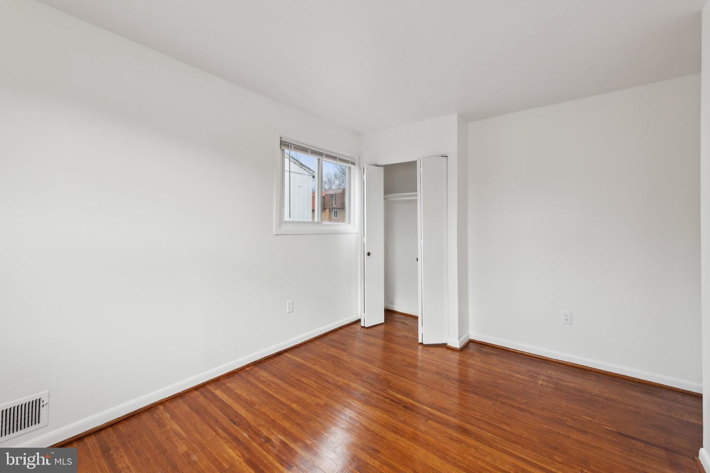 1432 41ST ST SE, WASHINGTON, District Of Columbia 20020, 3 Bedrooms Bedrooms, ,1 BathroomBathrooms,Residential,For sale,1432 41ST ST SE,DCDC2208064 MLS # DCDC2208064