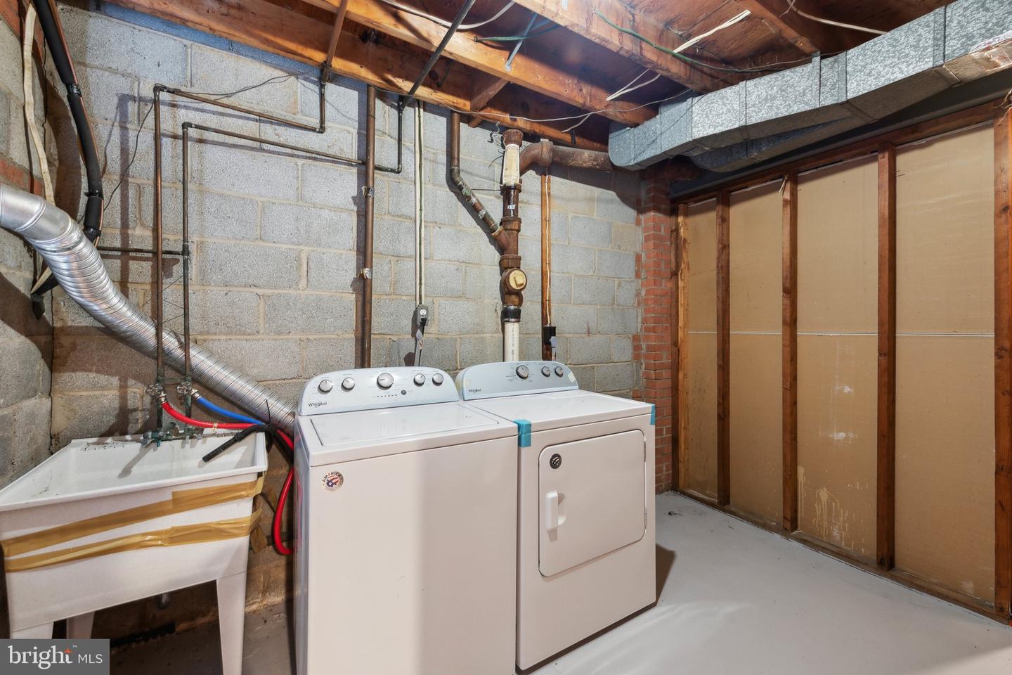 1432 41ST ST SE, WASHINGTON, District Of Columbia 20020, 3 Bedrooms Bedrooms, ,1 BathroomBathrooms,Residential,For sale,1432 41ST ST SE,DCDC2208064 MLS # DCDC2208064