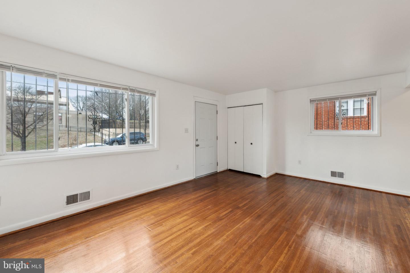 1432 41ST ST SE, WASHINGTON, District Of Columbia 20020, 3 Bedrooms Bedrooms, ,1 BathroomBathrooms,Residential,For sale,1432 41ST ST SE,DCDC2208064 MLS # DCDC2208064