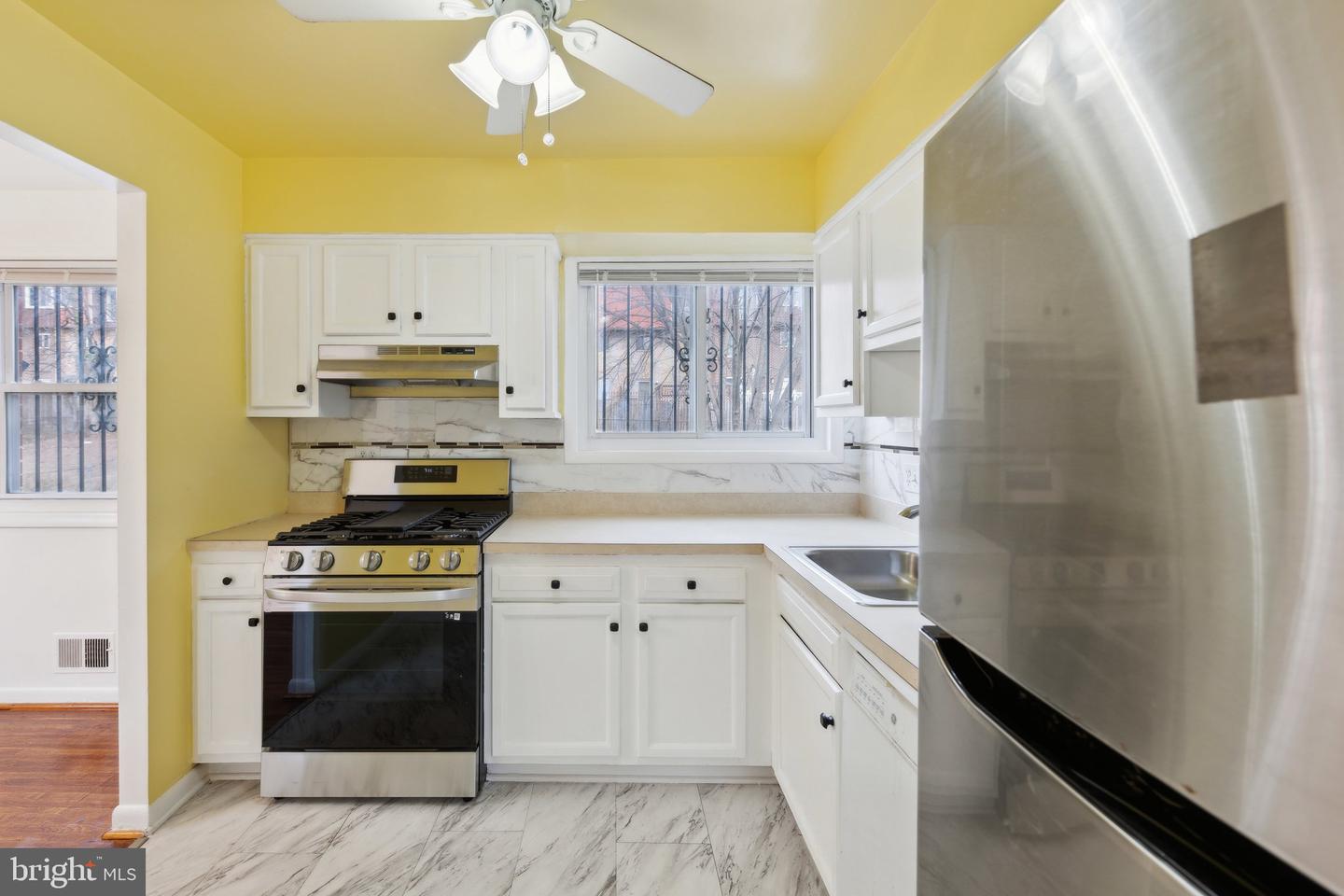 1432 41ST ST SE, WASHINGTON, District Of Columbia 20020, 3 Bedrooms Bedrooms, ,1 BathroomBathrooms,Residential,For sale,1432 41ST ST SE,DCDC2208064 MLS # DCDC2208064