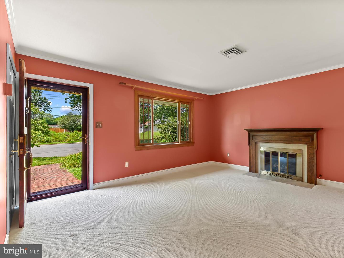 6308 HAWAII CT, ALEXANDRIA, Virginia 22312, 3 Bedrooms Bedrooms, ,1 BathroomBathrooms,Residential,For sale,6308 HAWAII CT,VAFX2252346 MLS # VAFX2252346