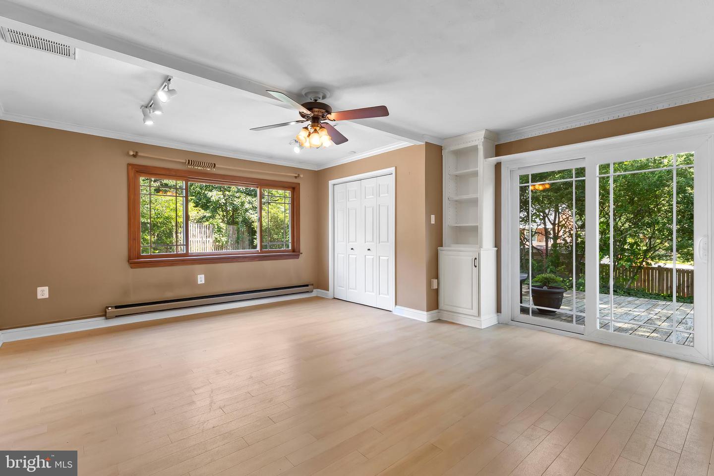 6308 HAWAII CT, ALEXANDRIA, Virginia 22312, 3 Bedrooms Bedrooms, ,1 BathroomBathrooms,Residential,For sale,6308 HAWAII CT,VAFX2252346 MLS # VAFX2252346