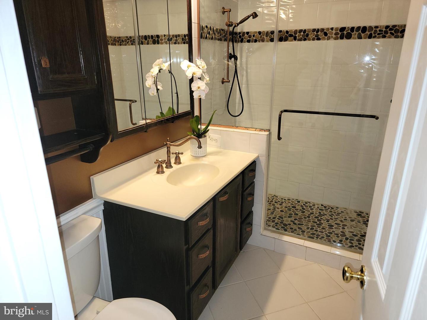 6308 HAWAII CT, ALEXANDRIA, Virginia 22312, 3 Bedrooms Bedrooms, ,1 BathroomBathrooms,Residential,For sale,6308 HAWAII CT,VAFX2252346 MLS # VAFX2252346