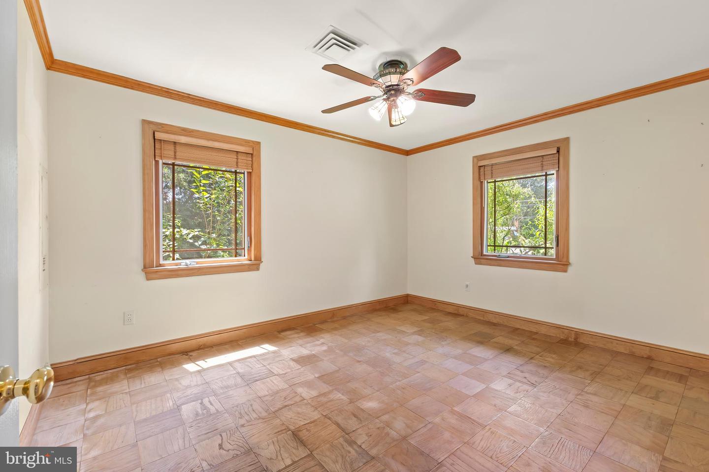 6308 HAWAII CT, ALEXANDRIA, Virginia 22312, 3 Bedrooms Bedrooms, ,1 BathroomBathrooms,Residential,For sale,6308 HAWAII CT,VAFX2252346 MLS # VAFX2252346
