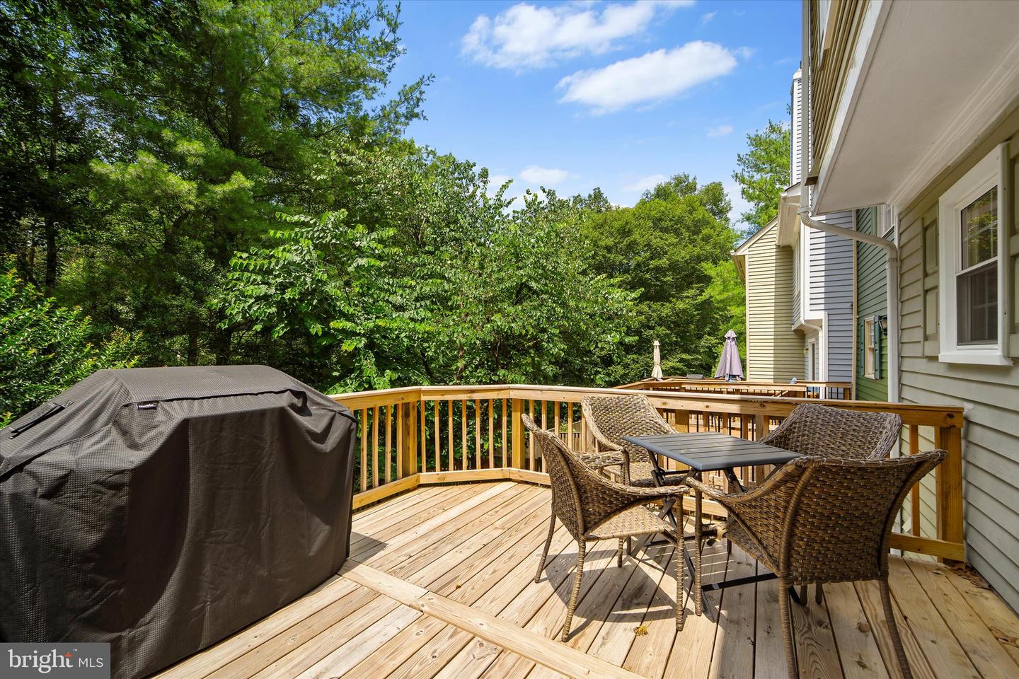 3953 PEPPERIDGE CT, WOODBRIDGE, Virginia 22192, 3 Bedrooms Bedrooms, ,2 BathroomsBathrooms,Residential,For sale,3953 PEPPERIDGE CT,VAPW2098208 MLS # VAPW2098208