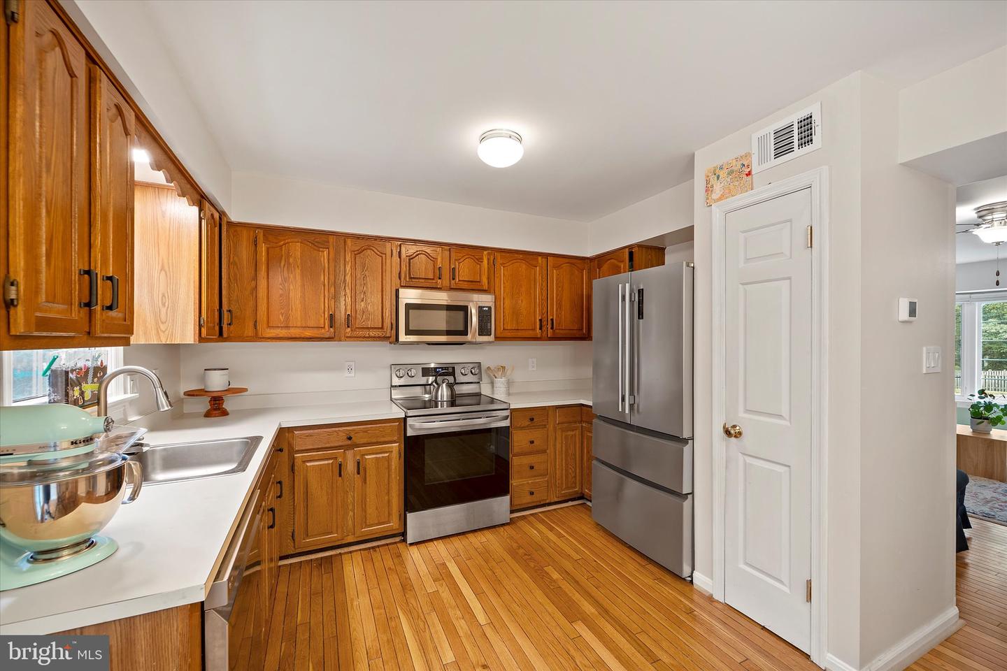 3953 PEPPERIDGE CT, WOODBRIDGE, Virginia 22192, 3 Bedrooms Bedrooms, ,2 BathroomsBathrooms,Residential,For sale,3953 PEPPERIDGE CT,VAPW2098208 MLS # VAPW2098208