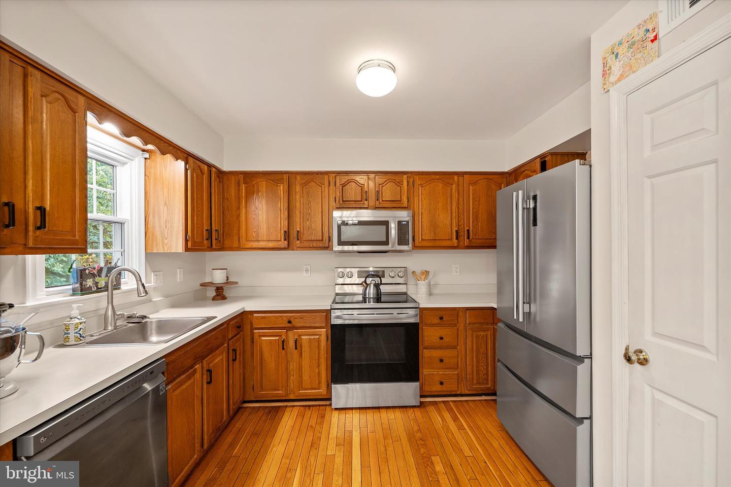 3953 PEPPERIDGE CT, WOODBRIDGE, Virginia 22192, 3 Bedrooms Bedrooms, ,2 BathroomsBathrooms,Residential,For sale,3953 PEPPERIDGE CT,VAPW2098208 MLS # VAPW2098208