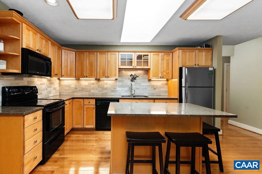 314 EAST CATOCTIN DR, WINTERGREEN, Virginia 22967, 3 Bedrooms Bedrooms, ,2 BathroomsBathrooms,Residential,314 EAST CATOCTIN DR,666522 MLS # 666522