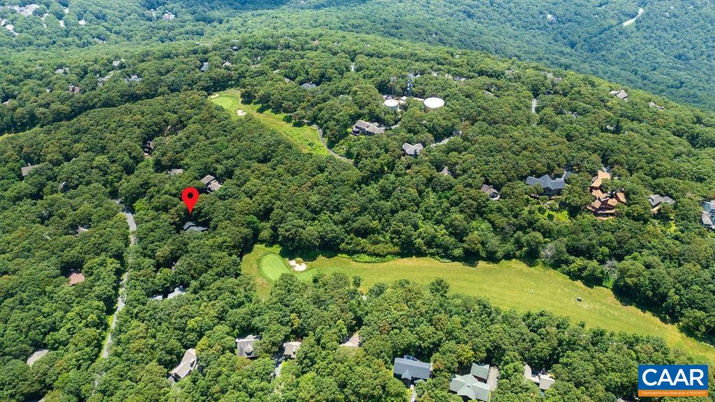 314 EAST CATOCTIN DR, WINTERGREEN, Virginia 22967, 3 Bedrooms Bedrooms, ,2 BathroomsBathrooms,Residential,314 EAST CATOCTIN DR,666522 MLS # 666522