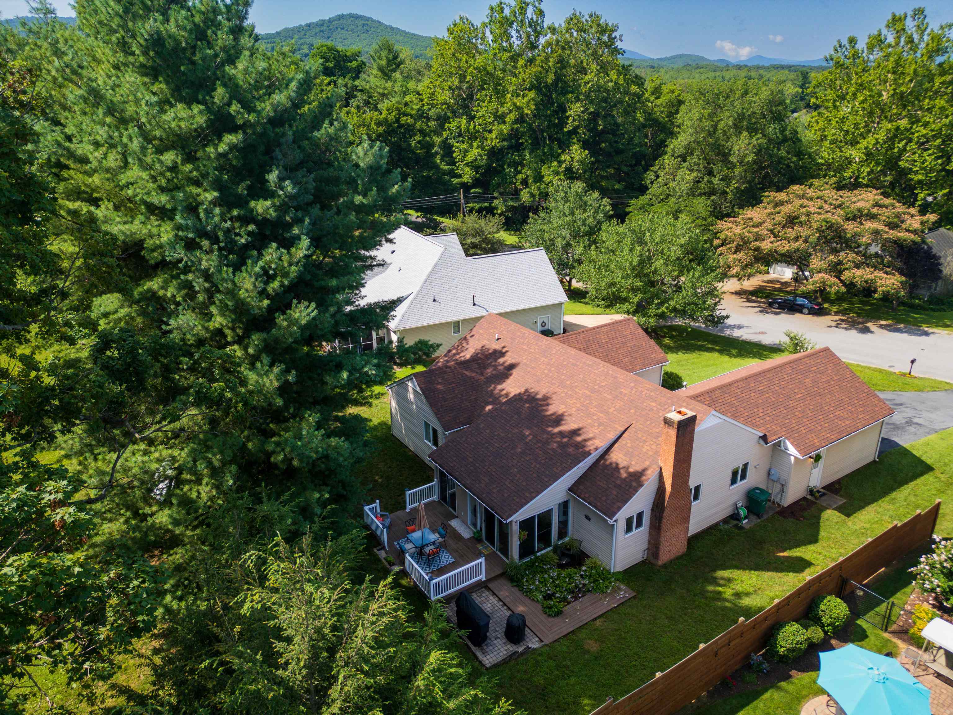 109 BROOK CT, WAYNESBORO, Virginia 22980, 3 Bedrooms Bedrooms, ,2 BathroomsBathrooms,Residential,109 BROOK CT,666770 MLS # 666770