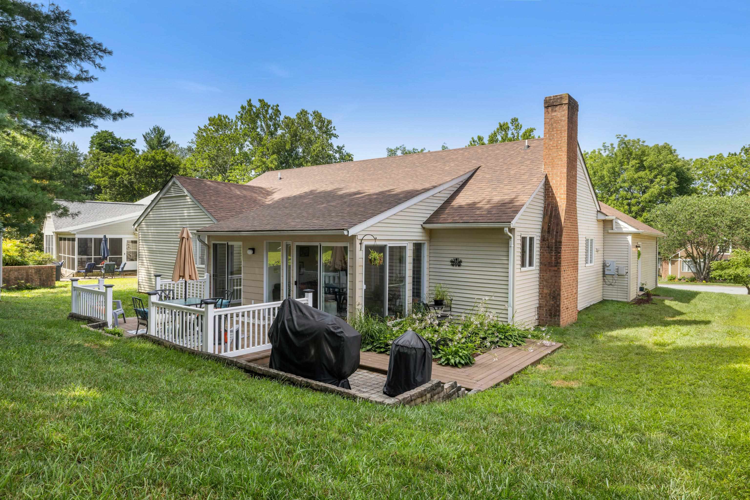 109 BROOK CT, WAYNESBORO, Virginia 22980, 3 Bedrooms Bedrooms, ,2 BathroomsBathrooms,Residential,109 BROOK CT,666770 MLS # 666770