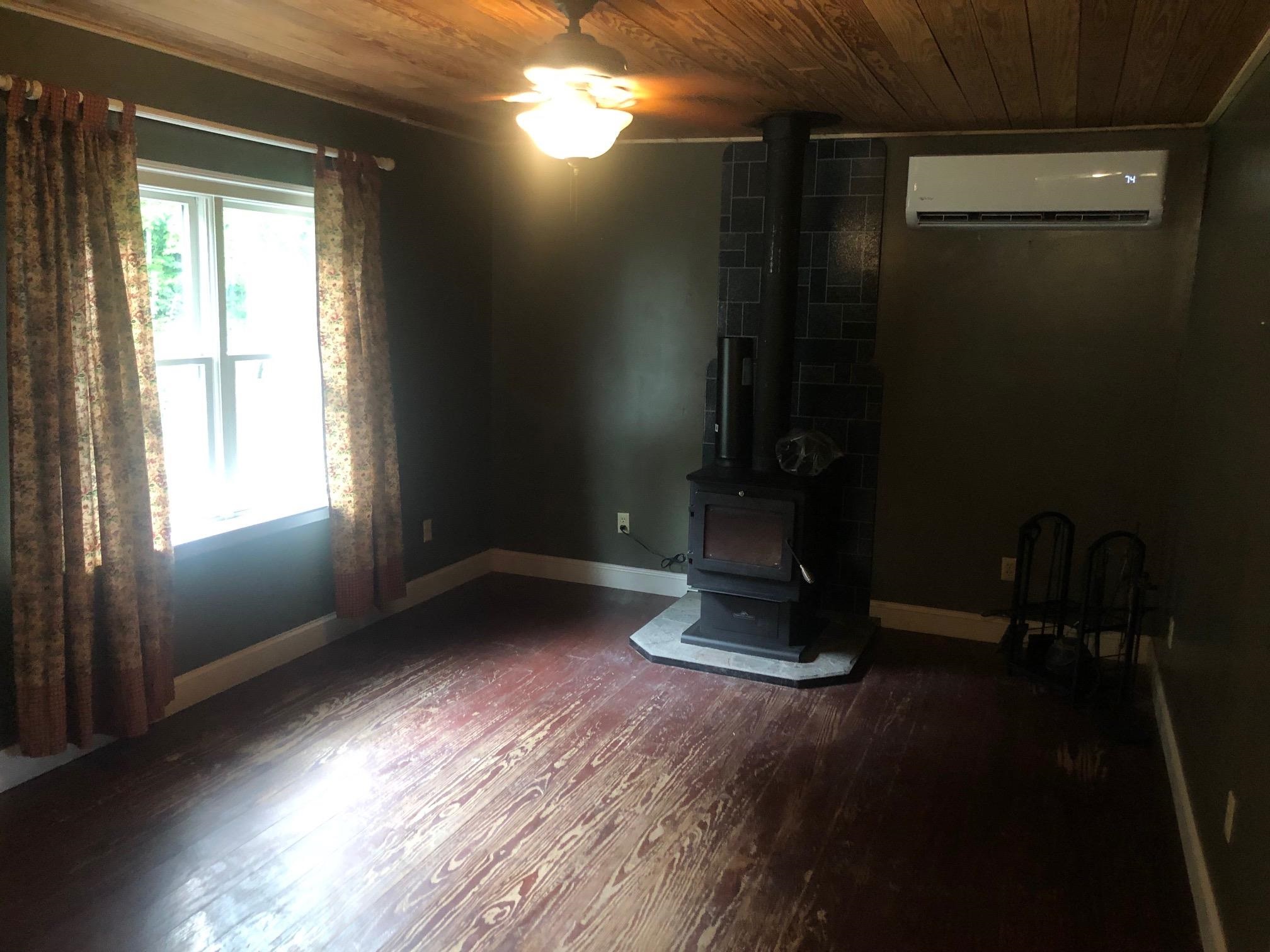6249 MUDDY RUN RD, BURNSVILLE, Virginia 24487, 3 Bedrooms Bedrooms, ,1 BathroomBathrooms,Residential,6249 MUDDY RUN RD,666772 MLS # 666772