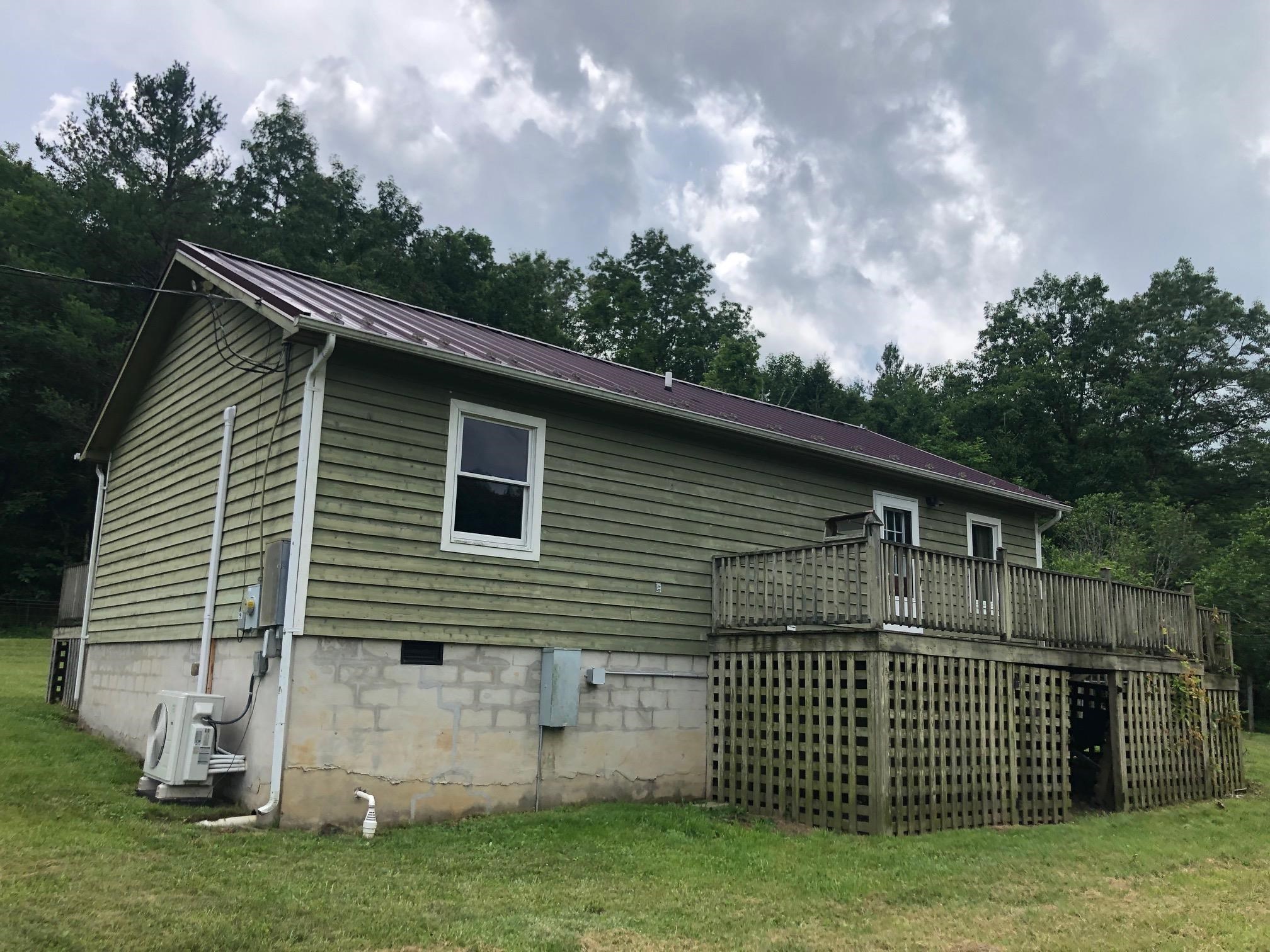 6249 MUDDY RUN RD, BURNSVILLE, Virginia 24487, 3 Bedrooms Bedrooms, ,1 BathroomBathrooms,Residential,6249 MUDDY RUN RD,666772 MLS # 666772