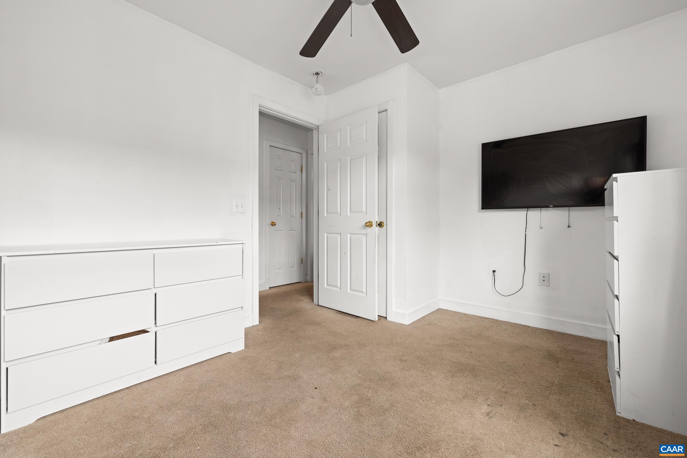 824 NASSAU ST, CHARLOTTESVILLE, Virginia 22902, 4 Bedrooms Bedrooms, ,2 BathroomsBathrooms,Residential,824 NASSAU ST,666775 MLS # 666775