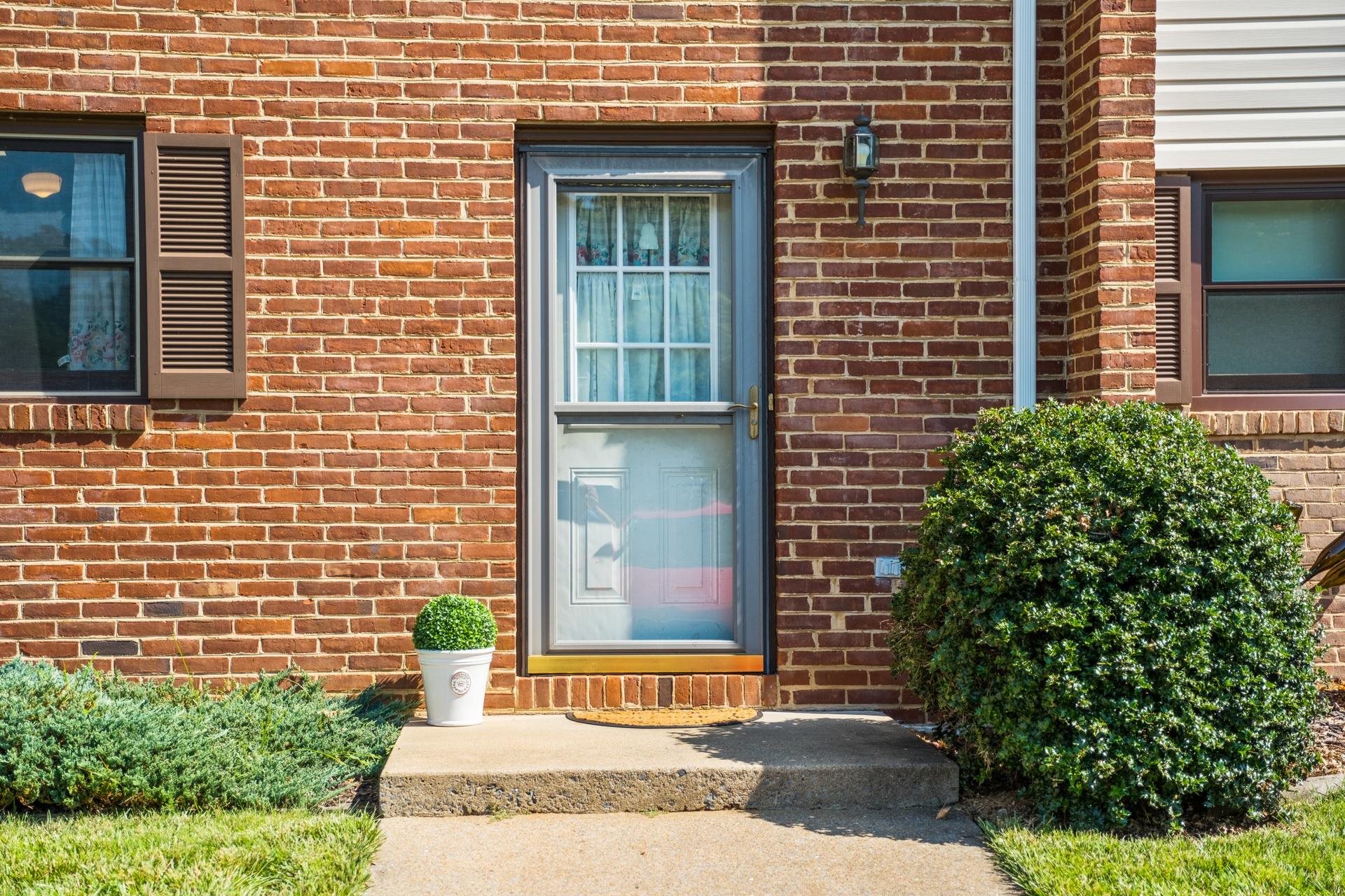 700 RIFE RD, WAYNESBORO, Virginia 22980, 2 Bedrooms Bedrooms, ,1 BathroomBathrooms,Residential,700 RIFE RD,666776 MLS # 666776