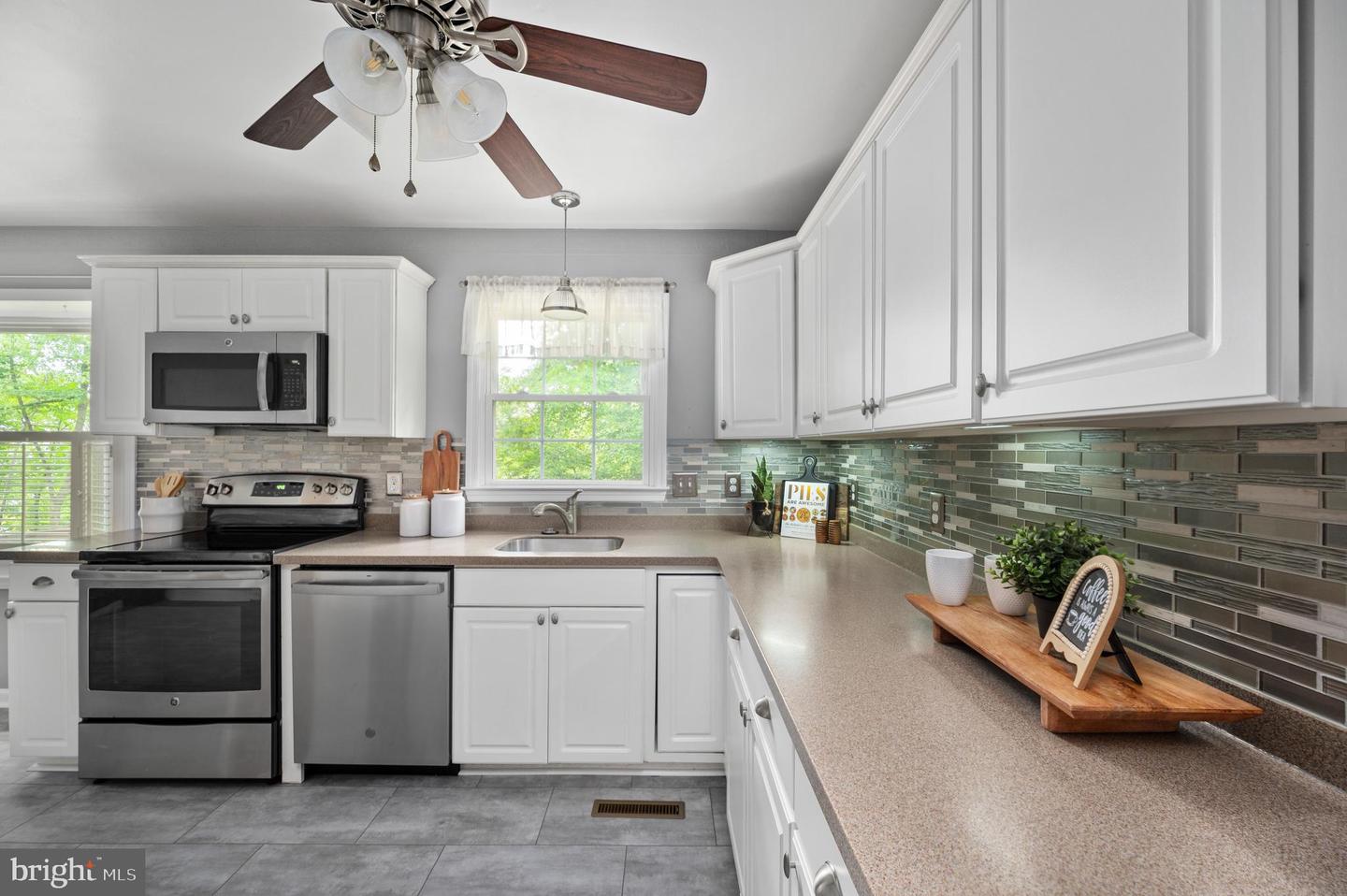 116 PILGRIM CV, STAFFORD, Virginia 22554, 4 Bedrooms Bedrooms, 12 Rooms Rooms,2 BathroomsBathrooms,Residential,For sale,116 PILGRIM CV,VAST2040408 MLS # VAST2040408