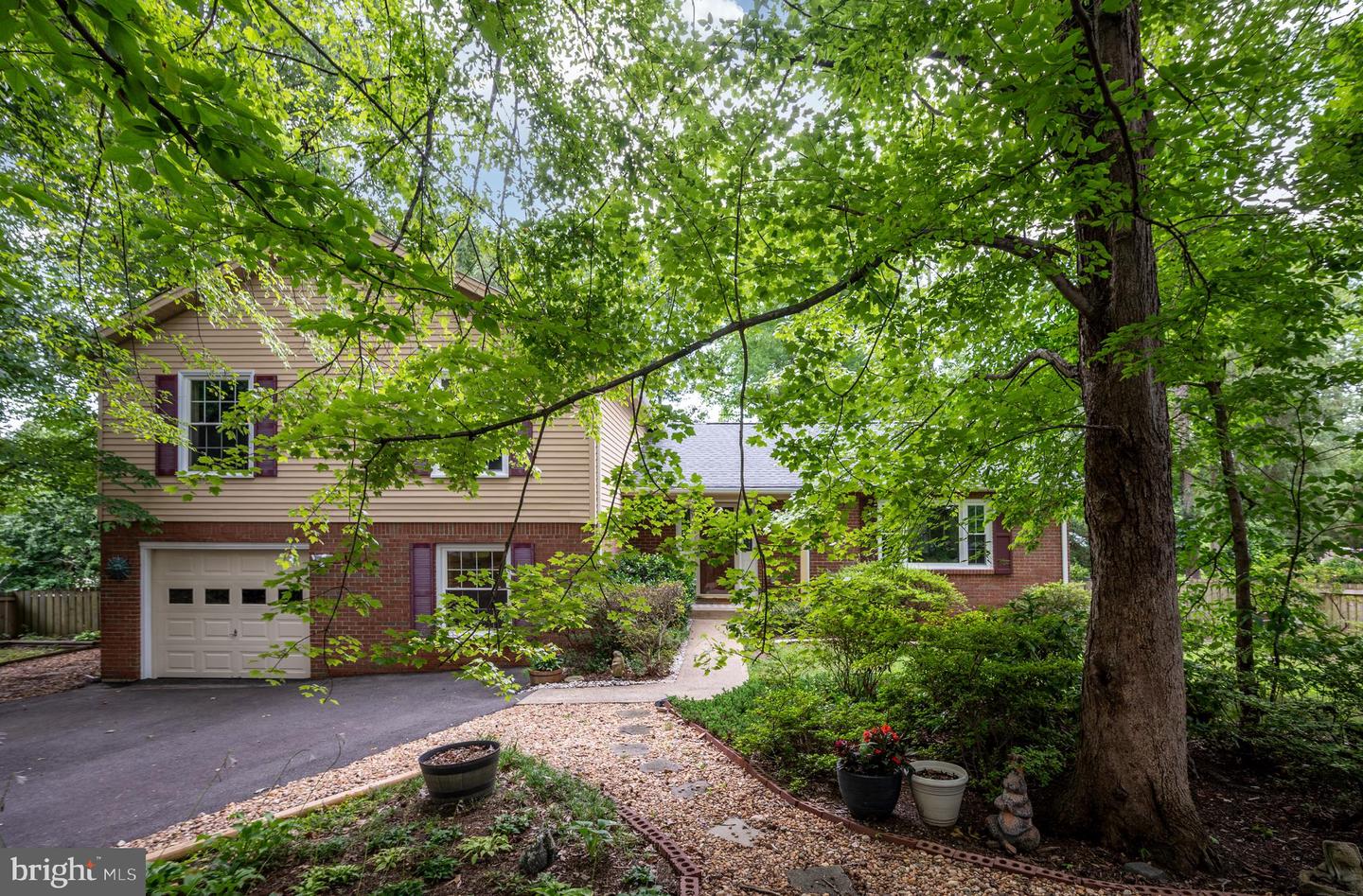 116 PILGRIM CV, STAFFORD, Virginia 22554, 4 Bedrooms Bedrooms, 12 Rooms Rooms,2 BathroomsBathrooms,Residential,For sale,116 PILGRIM CV,VAST2040408 MLS # VAST2040408