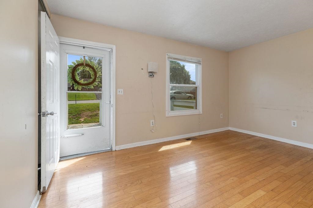 1533 STUART ST, WAYNESBORO, Virginia 22980, 3 Bedrooms Bedrooms, ,1 BathroomBathrooms,Residential,1533 STUART ST,666778 MLS # 666778