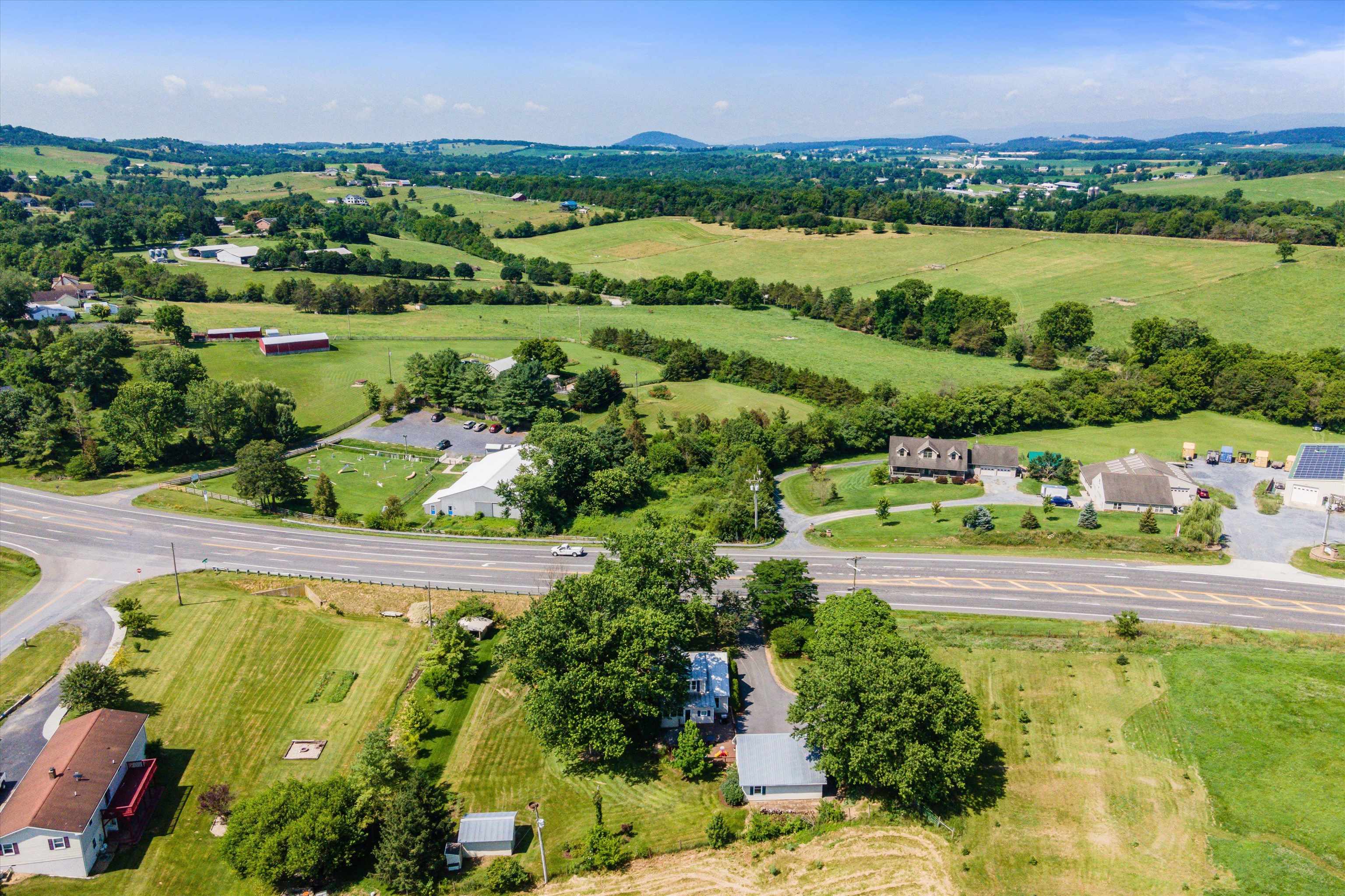 3306 HARPINE HWY, ROCKINGHAM, Virginia 22802, 3 Bedrooms Bedrooms, ,2 BathroomsBathrooms,Residential,3306 HARPINE HWY,666779 MLS # 666779