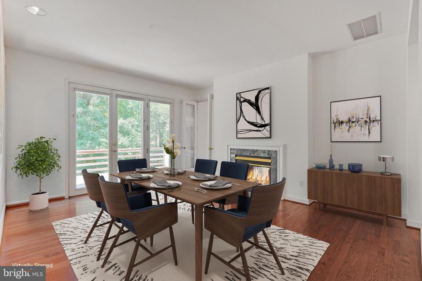 926 SAIGON RD, MCLEAN, Virginia 22102, 5 Bedrooms Bedrooms, ,5 BathroomsBathrooms,Residential,For sale,926 SAIGON RD,VAFX2252944 MLS # VAFX2252944