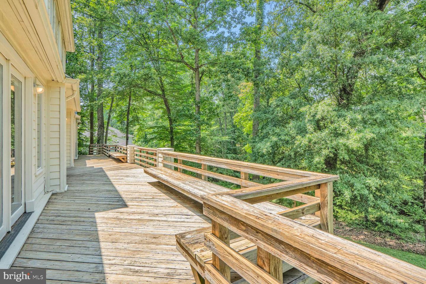 926 SAIGON RD, MCLEAN, Virginia 22102, 5 Bedrooms Bedrooms, ,5 BathroomsBathrooms,Residential,For sale,926 SAIGON RD,VAFX2252944 MLS # VAFX2252944
