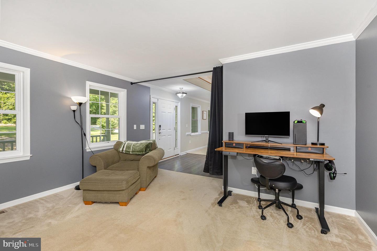640 W ROCKY RUN RD, FREDERICKSBURG, Virginia 22406, 5 Bedrooms Bedrooms, ,3 BathroomsBathrooms,Residential,For sale,640 W ROCKY RUN RD,VAST2040420 MLS # VAST2040420