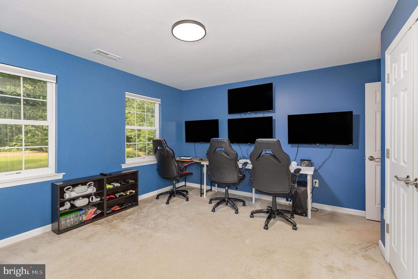 640 W ROCKY RUN RD, FREDERICKSBURG, Virginia 22406, 5 Bedrooms Bedrooms, ,3 BathroomsBathrooms,Residential,For sale,640 W ROCKY RUN RD,VAST2040420 MLS # VAST2040420