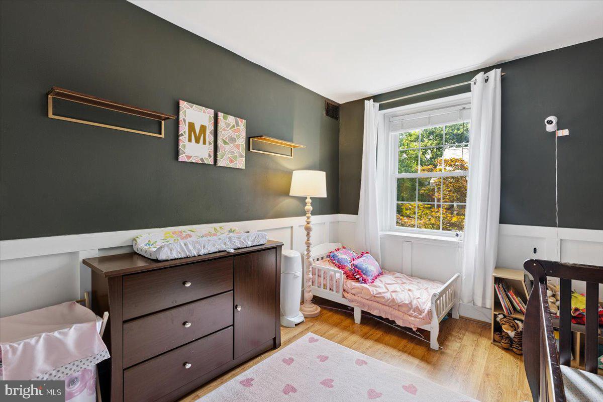 3046 S BUCHANAN ST #B2, ARLINGTON, Virginia 22206, 2 Bedrooms Bedrooms, ,1 BathroomBathrooms,Residential,For sale,3046 S BUCHANAN ST #B2,VAAR2060112 MLS # VAAR2060112