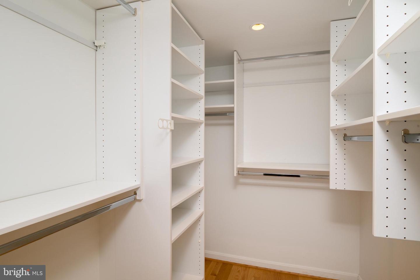 910 INDEPENDENCE AVE SE, WASHINGTON, District Of Columbia 20003, 3 Bedrooms Bedrooms, ,3 BathroomsBathrooms,Residential,For sale,910 INDEPENDENCE AVE SE,DCDC2208774 MLS # DCDC2208774