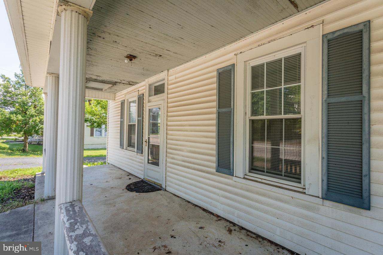 1221 KEEZLETOWN RD, WEYERS CAVE, Virginia 24486, 3 Bedrooms Bedrooms, ,1 BathroomBathrooms,Residential,For sale,1221 KEEZLETOWN RD,VAAG2002626 MLS # VAAG2002626