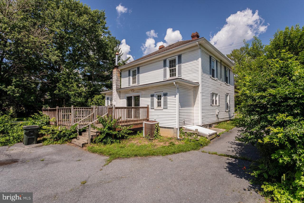 1221 KEEZLETOWN RD, WEYERS CAVE, Virginia 24486, 3 Bedrooms Bedrooms, ,1 BathroomBathrooms,Residential,For sale,1221 KEEZLETOWN RD,VAAG2002626 MLS # VAAG2002626