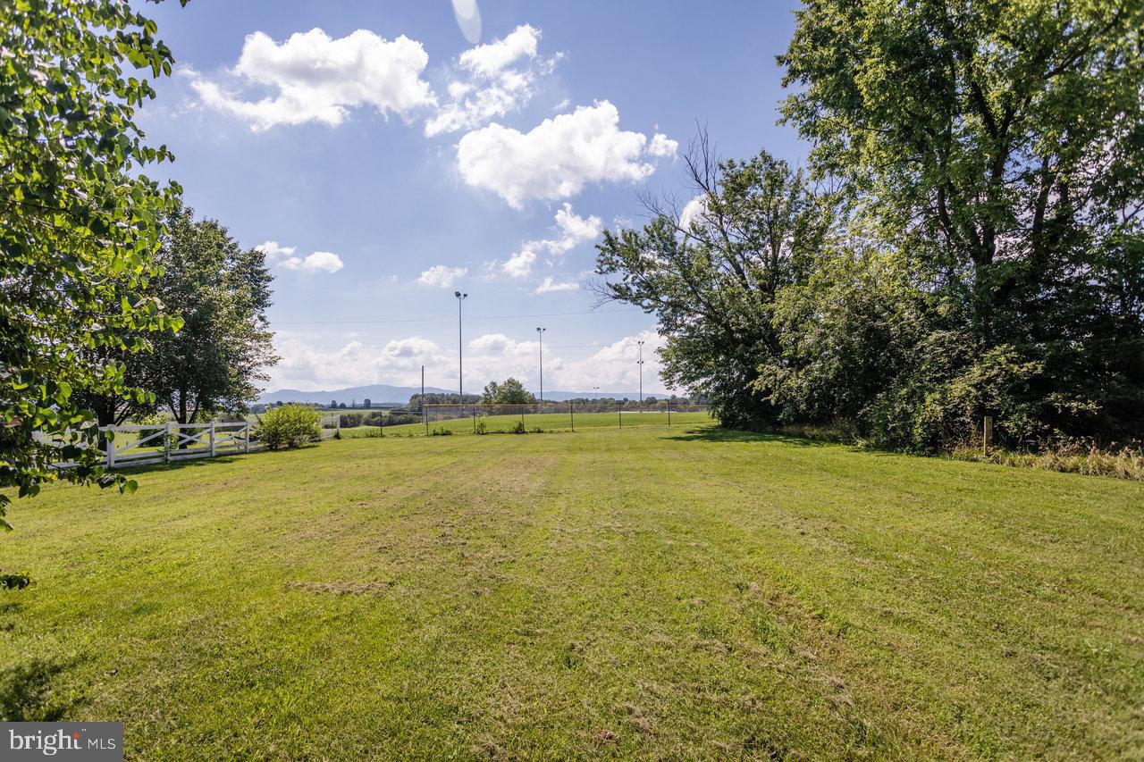 1221 KEEZLETOWN RD, WEYERS CAVE, Virginia 24486, 3 Bedrooms Bedrooms, ,1 BathroomBathrooms,Residential,For sale,1221 KEEZLETOWN RD,VAAG2002626 MLS # VAAG2002626